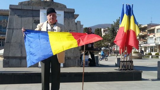 Zece poveşti numai bune de spus mai departe I