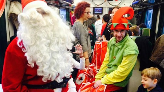 Trenul lui Moş Crăciun a ajuns astăzi în Sinaia