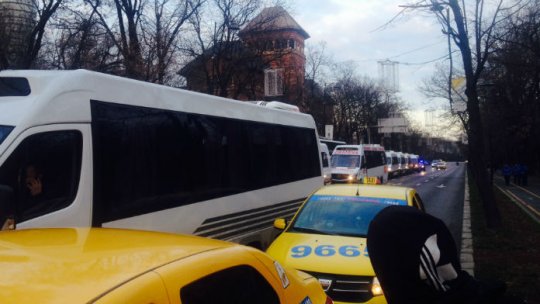 Transportatorii rutieri lansează o petiție online față de scumpirea RCA