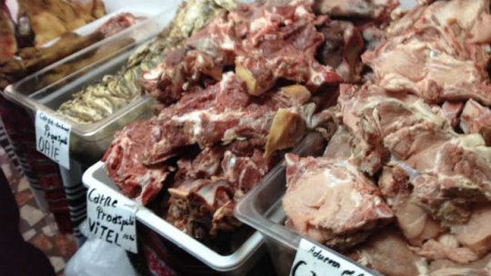 Amenzi de sute de mii de lei pentru produse alimentare expirate