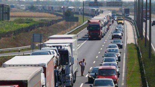 Restricţionări pentru circulaţia camioanelor, în Ungaria