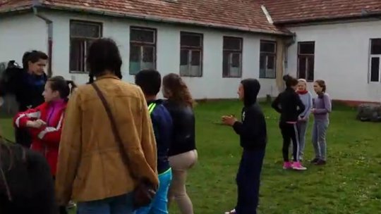 Alertă cu bombă la o școală din Hunedoara