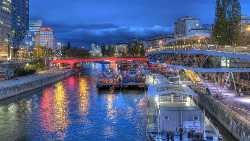 100.000 de euro găsiţi în Dunăre