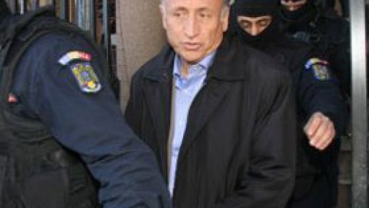Primarul Piteştiului rămâne în arest preventiv