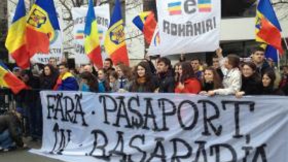 Lanț uman între MAE și Ambasada Republicii Moldova