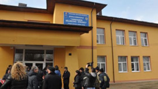 O şcoală nouă din Argeş, cadou de mărţişor
