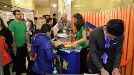 4000 de oportunităţi de carieră la Târgul de joburi "Angajatori de top"