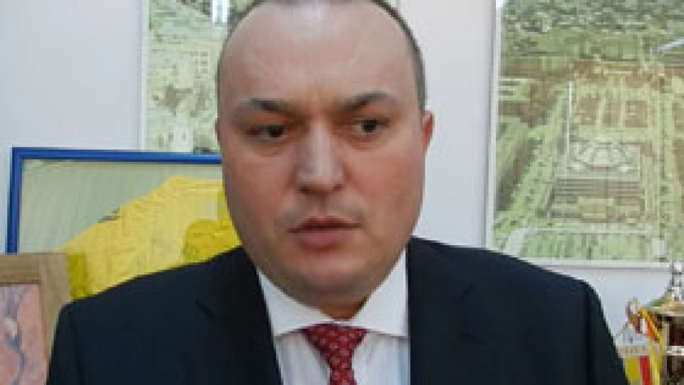 Primarul Ploieştiului, reţinut pentru 24 de ore