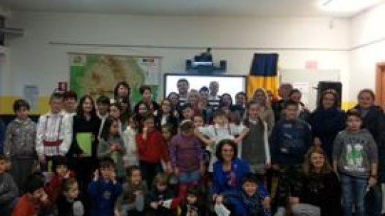 8 martie, sărbătorit în școlile italiene de elevii români