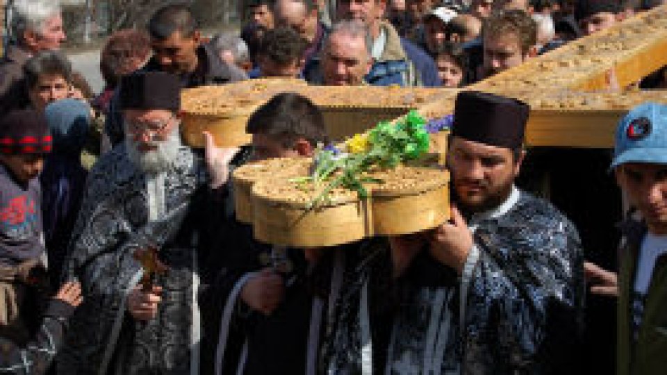 În Valea Jiului, mii de credincioși sunt așteptați la Drumul Crucii