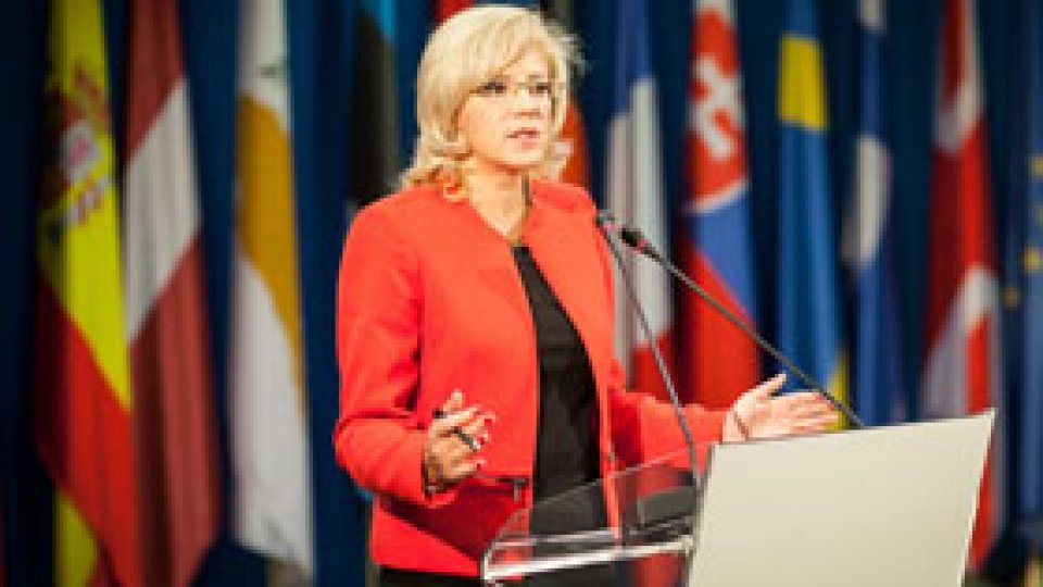 Comisarul european, Corina Creţu, pe şantierul autostrăzii Sebeş - Turda