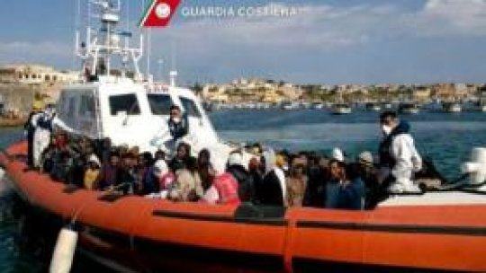 Câteva zeci de persoane au fost salvate de pe nava scufundată în Mediterană