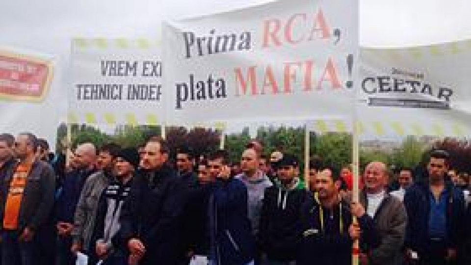 Protest al reprezentanţilor service-urilor auto