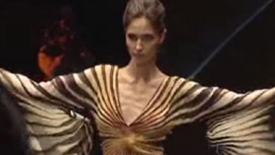 Manechinele prea slabe au interzis la defilări în ţara lui Coco Chanel