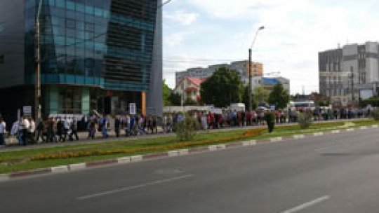 Protest al gălăţenilor rămaşi fără apă caldă