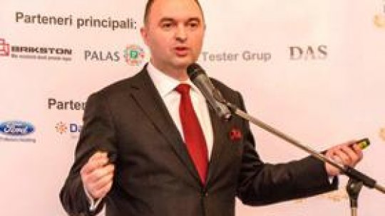 Cristian Adomniţei "se va autosuspenda din funcțiile deținute în PNL"