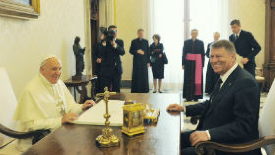 Papa Francisc a acceptat invitaţia de a vizita România