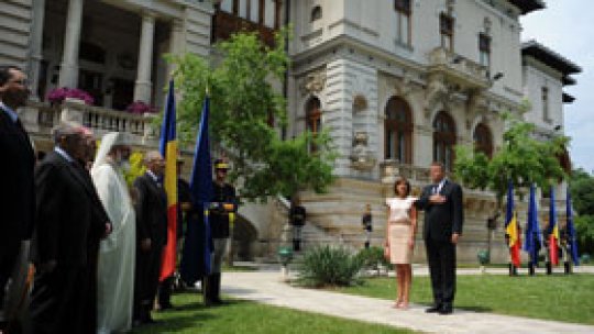 O mie de persoane invitate la recepţia de Ziua Europei de la Cotroceni