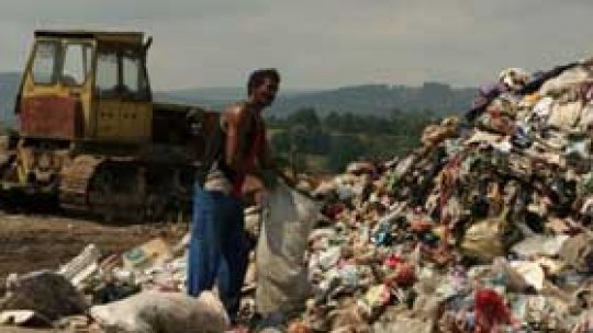 Groapa de gunoi din judeţul Suceava "să respecte legislaţia de mediu"