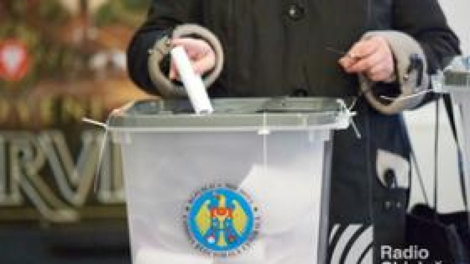 Prezenţă la vot de peste 33% la alegerile locale din R.Moldova