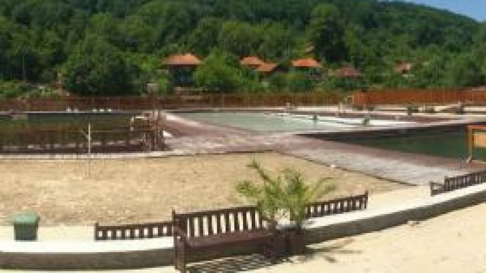Unde mergem în vacanță: Băile Săcelu