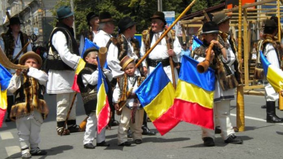 Principalele ceremonii de Ziua Drapelului. Ce este Drapelul Național