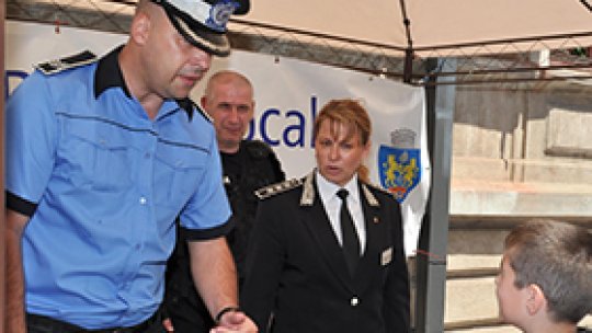 Micii polițisti, voluntari în Ploiești