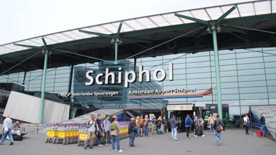 Eşti dator la stat, nu poţi pleca din ţară