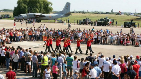 Armata şi Jandarmeria, în topul încrederii la români