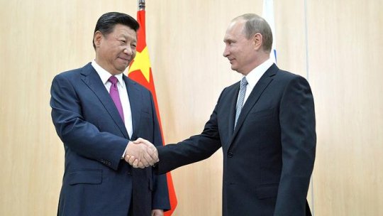 Rusia "poate depăşi dificultăţile doar unindu-şi eforturile cu China"