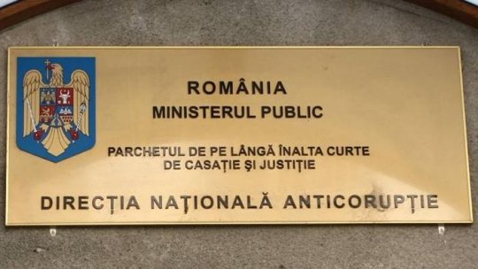 Procurorul din dosarul ICA, Emilian Eva, reţinut de DNA