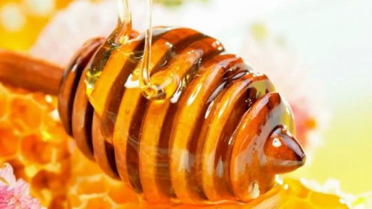 Consumul de miere rămâne, în România, cel mai scăzut din UE