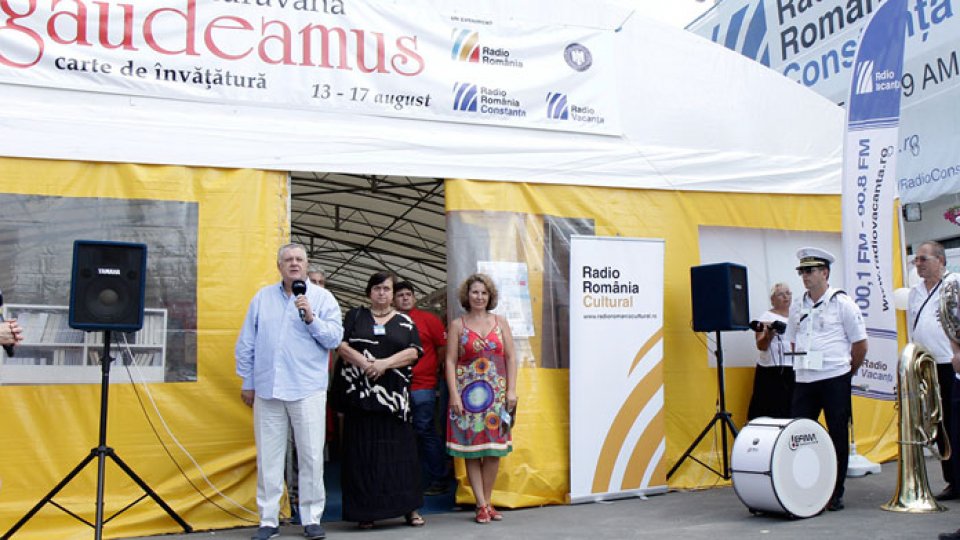 Târgul Gaudeamus şi-a deschis porţile la Mamaia