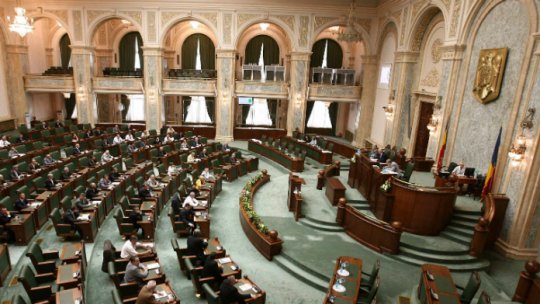 Senatul, sesiune extraordinară pentru reexaminarea Codului Fiscal
