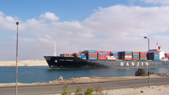 Egiptul inaugurează un nou canal Suez