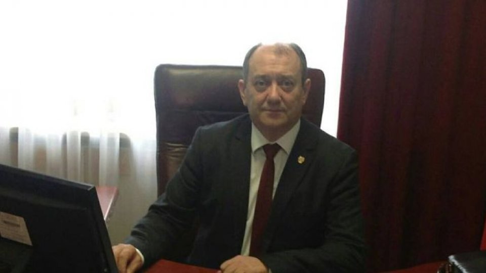 Românii din Ucraina "să fie trataţi aşa cum România tratează minorităţile"