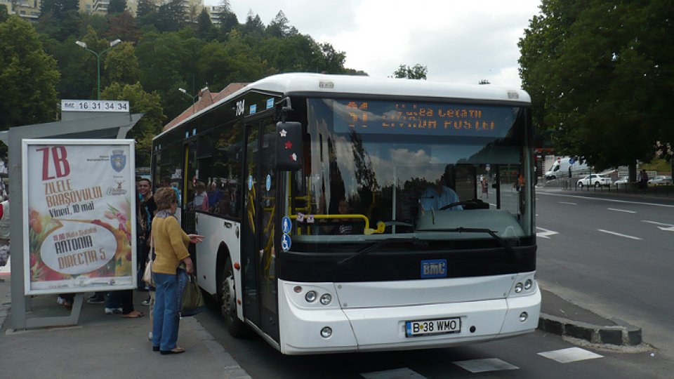 Camere de supraveghere în stațiile de autobuz din Brașov