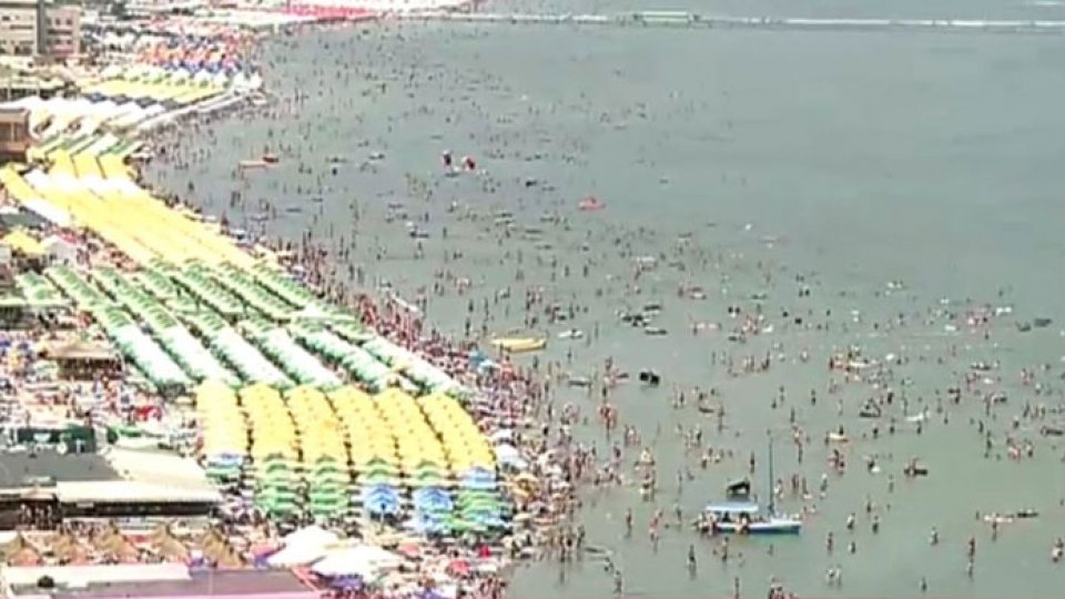 Turiştii "să-şi ia minime măsuri de precauţie înainte de vacanţă"