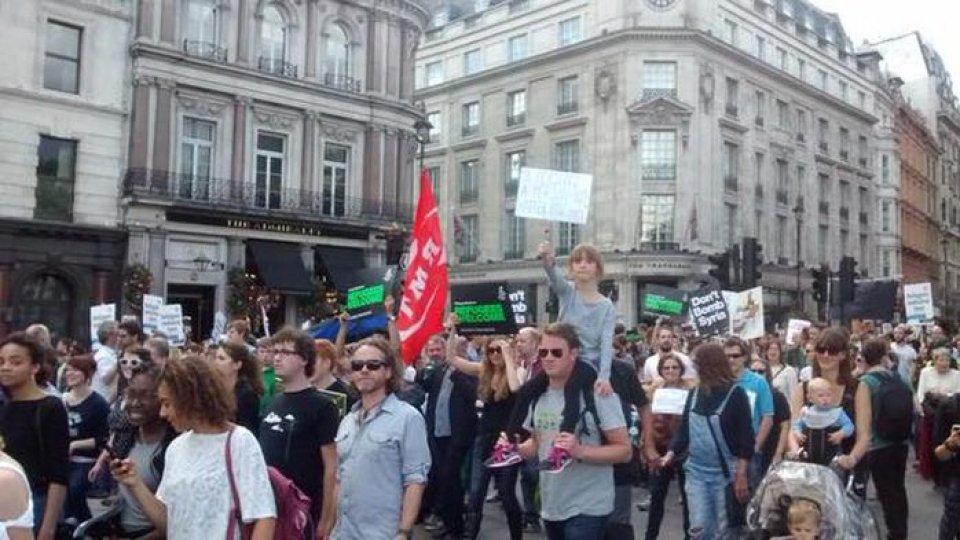 Manifestaţii pro-refugiaţi la Londra şi în alte oraşe europene