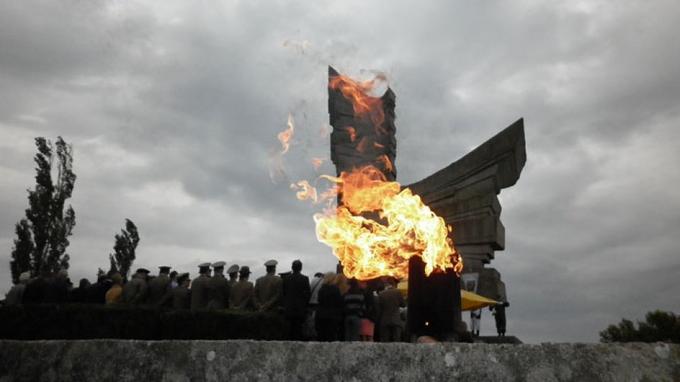 Eroii căzuţi la Păuliş în anul 1944, comemoraţi