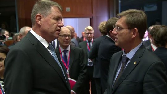 Liderii UE s-au reunit la Bruxelles pentru a dezbate problema refugiaţilor
