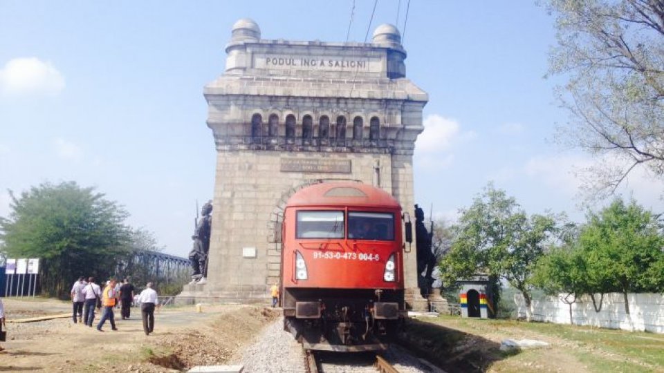 Podul Saligny de la Cernavodă, redeschis traficului feroviar