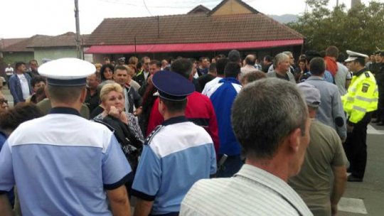 DN 67, blocat de angajați ai Regiei Autonome pentru activităţi Nucleare