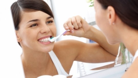 O bună sănătate orală, benefică şi pentru inimă