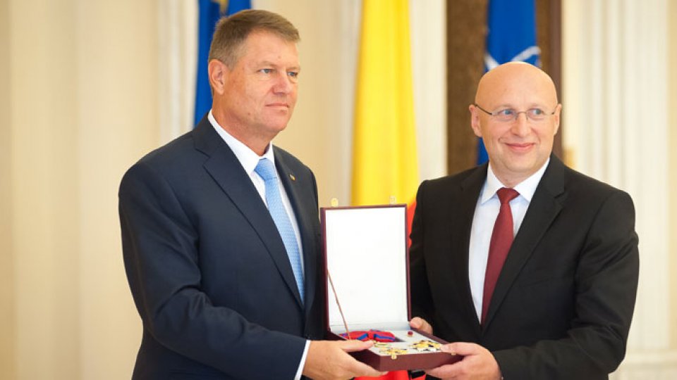 Premiantul Nobel, Stefan Hell, decorat de Klaus Iohannis