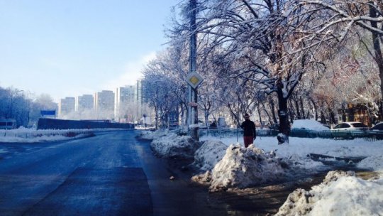 Transportul public în comun întinde nervii călătorilor