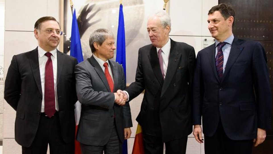 Prim-ministrul Dacian Cioloş, întâlnire cu şefi de companii franceze