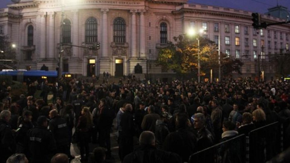 Proteste, în Piaţa Parlamentului din Sofia