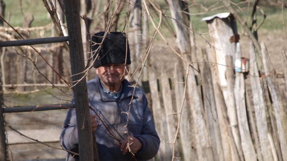 FOTO: La şezătoare cu Moș Nicolae