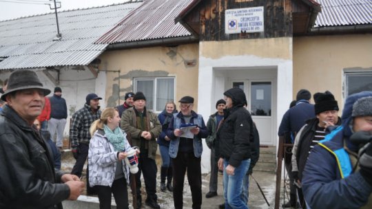 33 de familii au primit câte o văcuţă donată de fermieri din Irlanda